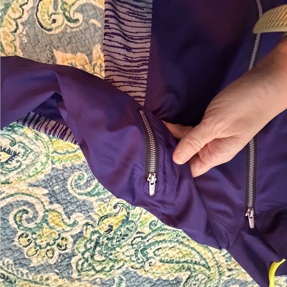 Women's Pearl Izumi lightweight running jacket size small NWOT - Picture 3 of 7